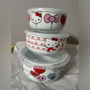 Hello Kitty valentine Tupperware